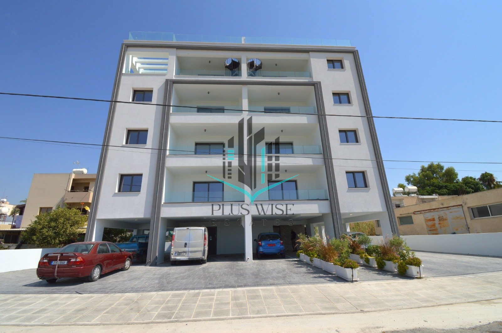 Apartment in Chrysopolitissa - Image 2