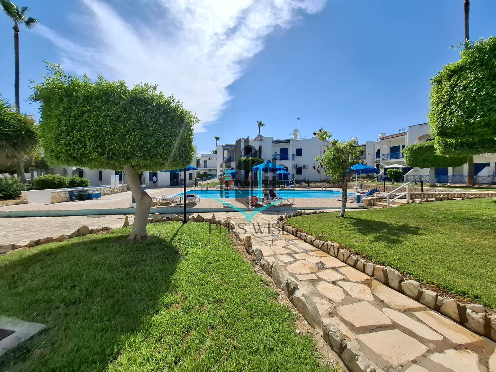 Apartment in Pyla - Image 2