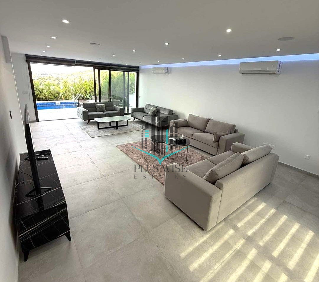 Villa in Pyla - Image 5