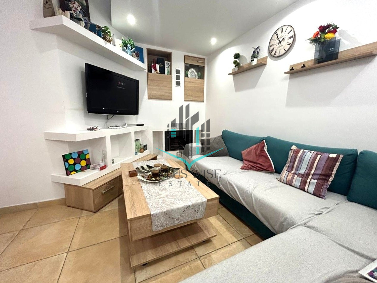 Apartment in Kiti - view 1