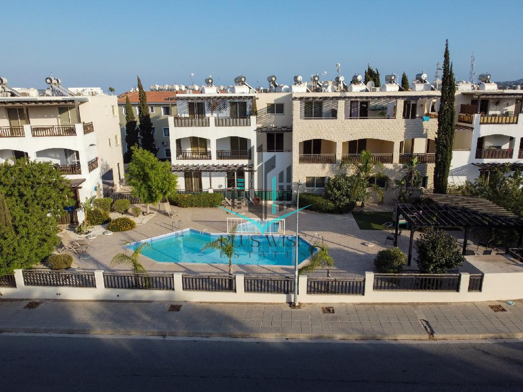 Apartment in Paralimni - Image 2