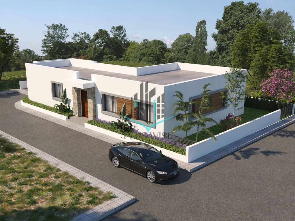 House in Frenaros - view 1