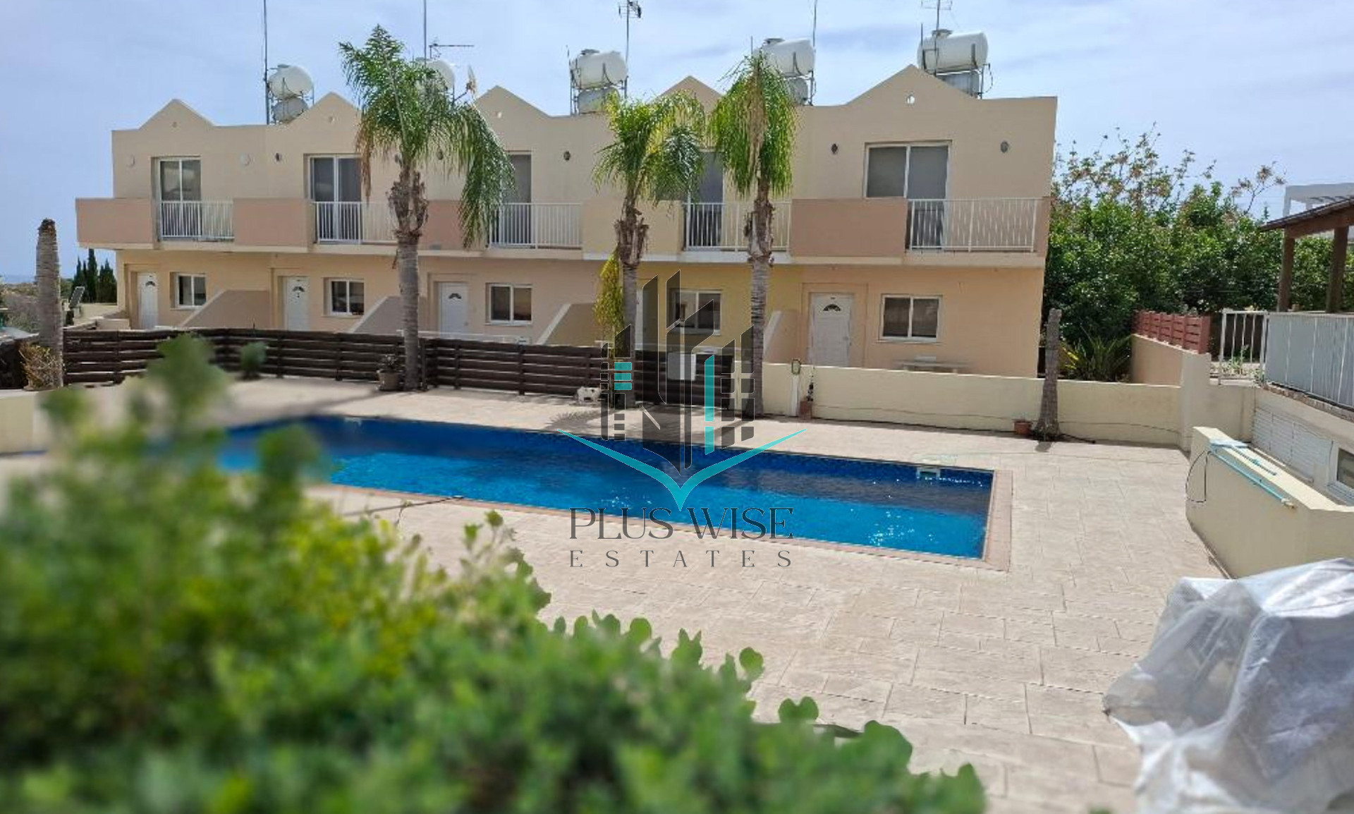 Apartment in Deryneia - Image 3