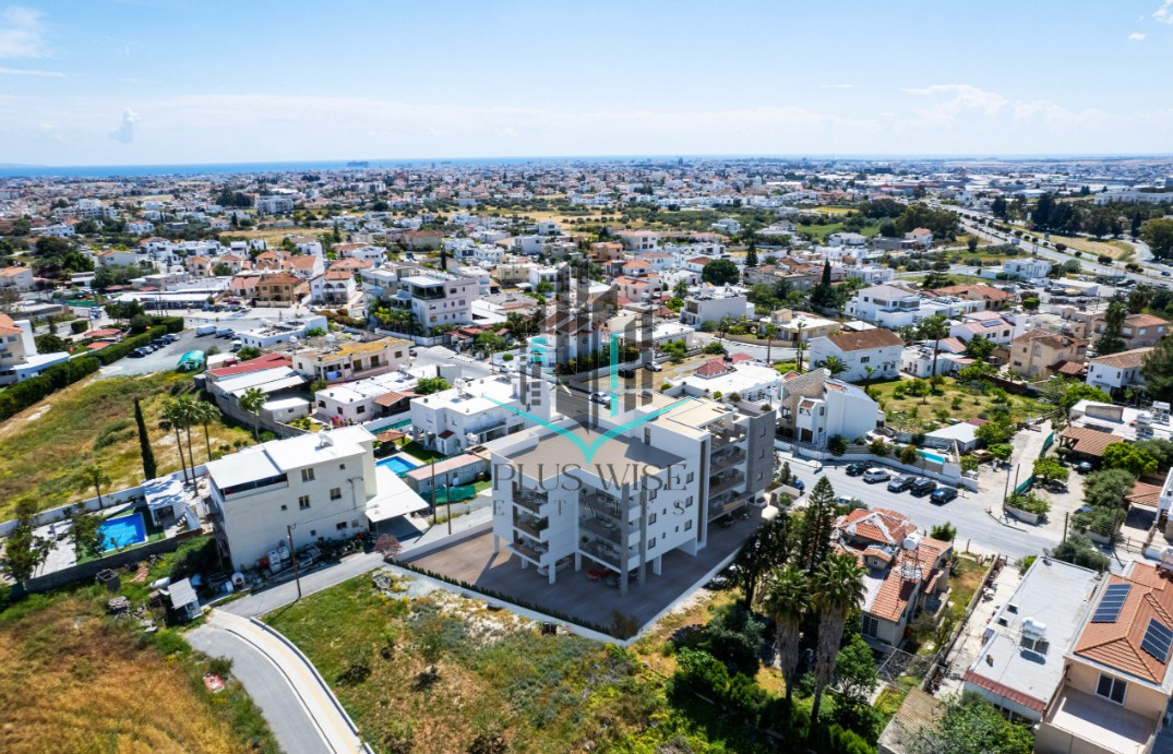 Apartment in Larnaca Marina - Image 5