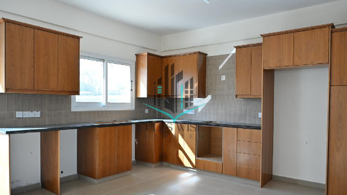 Villa in Frenaros - Image 4