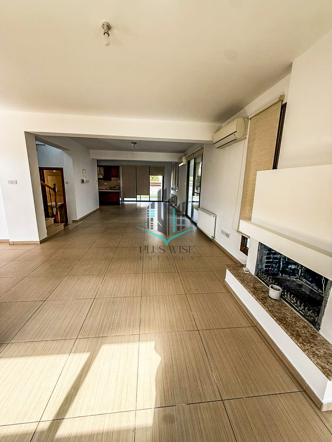 Villa in Apostolos Loukas - Image 5