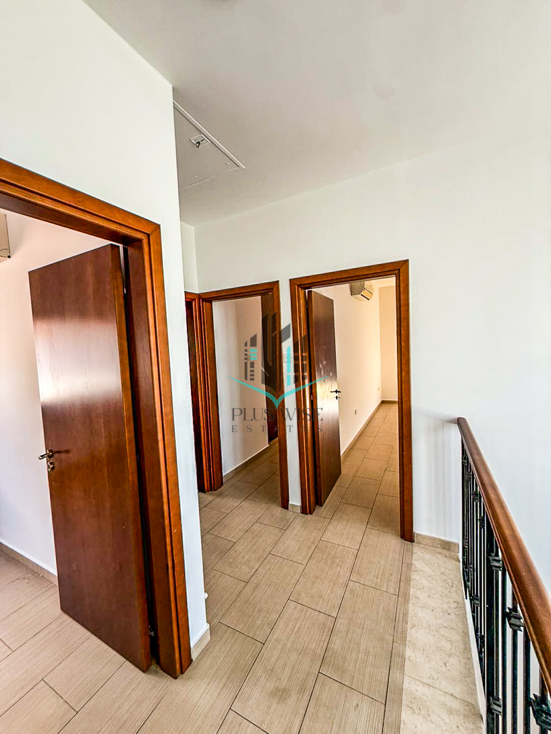 Villa in Apostolos Loukas - Image 2