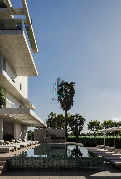 Apartment in Oroklini - Image 4