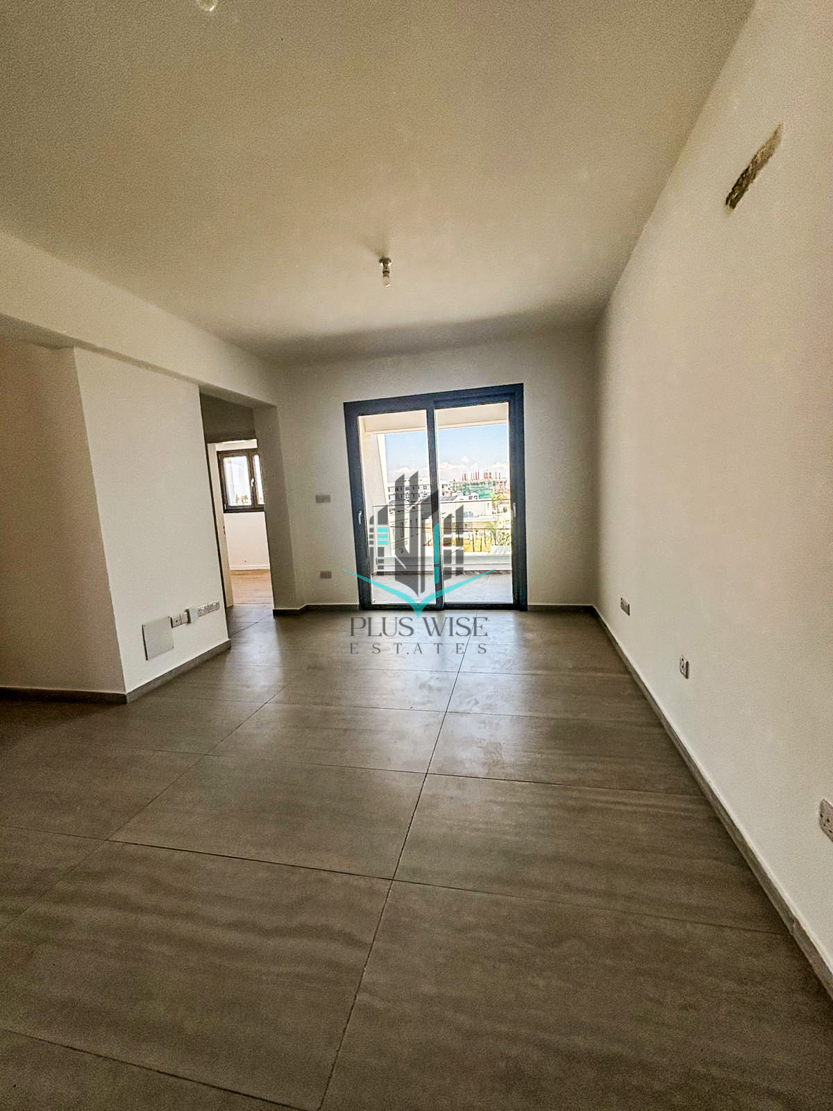 Apartment in Apostolos Loukas - Image 4