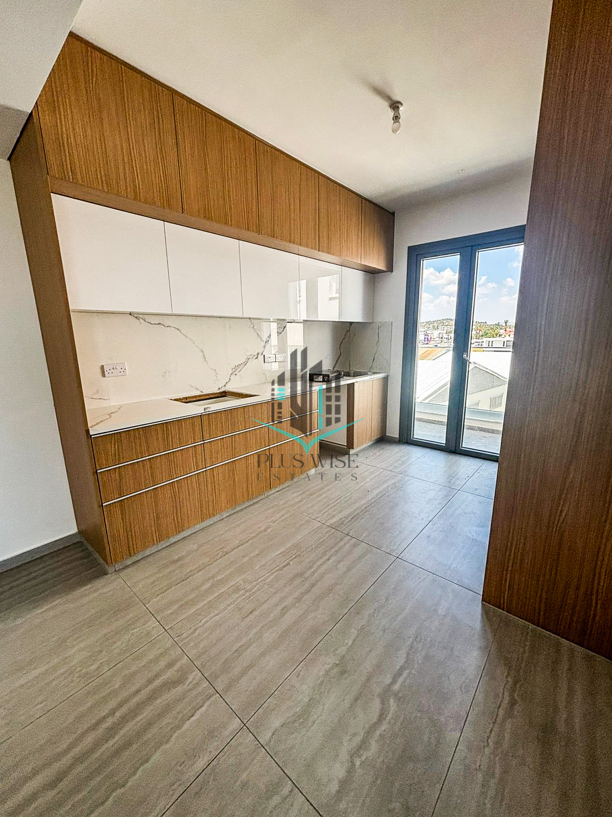Apartment in Apostolos Loukas - Image 5