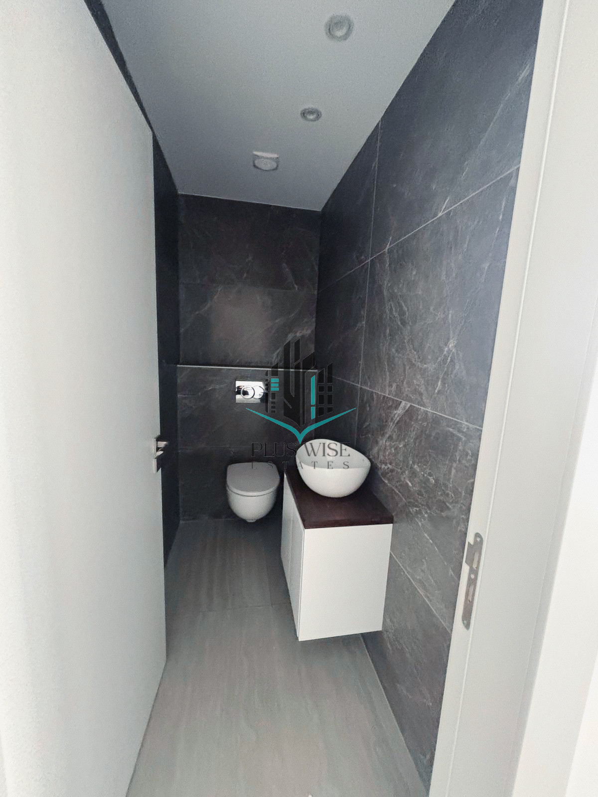 Apartment in Apostolos Loukas - Image 4