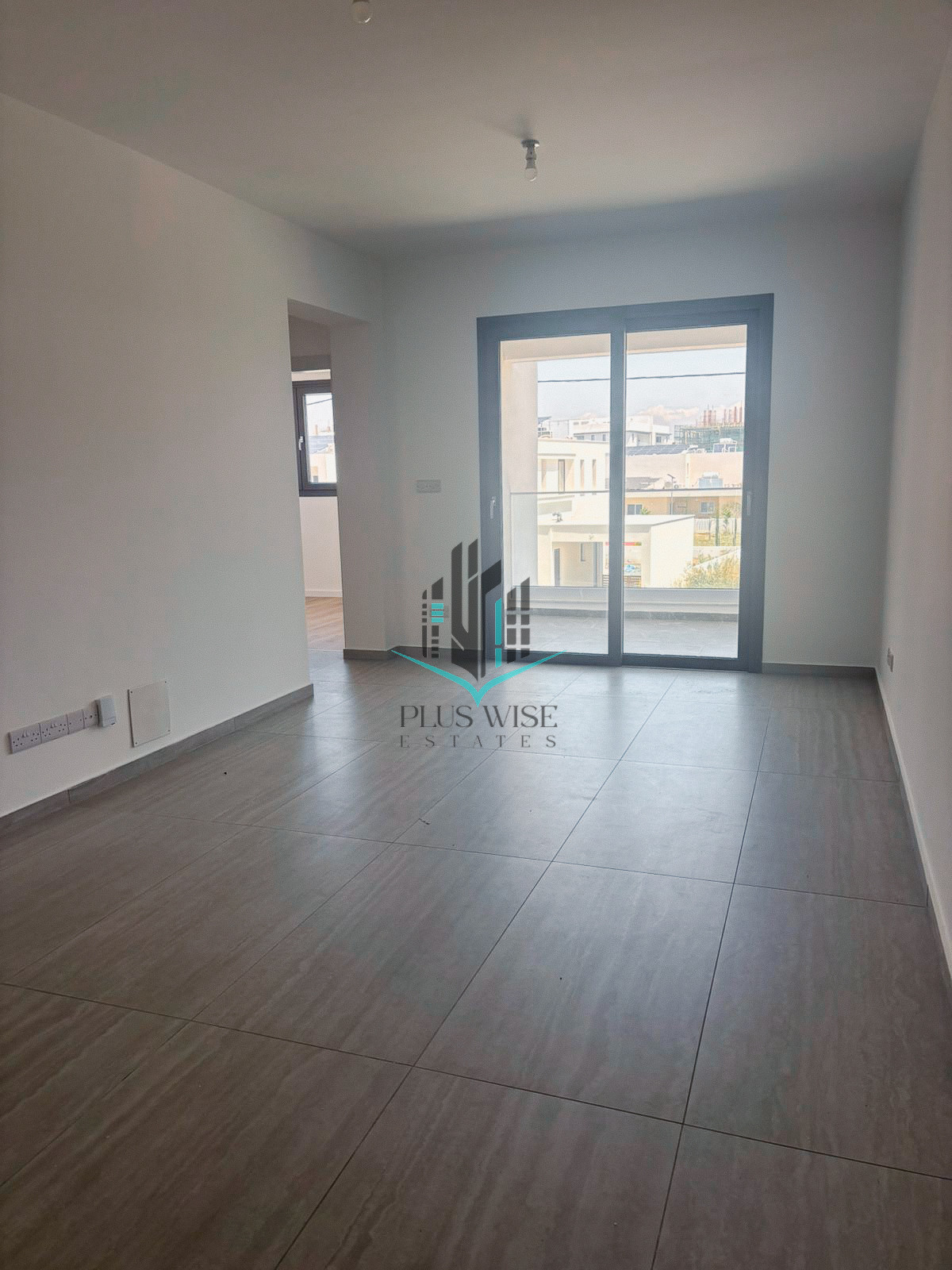 Apartment in Apostolos Loukas - Image 3