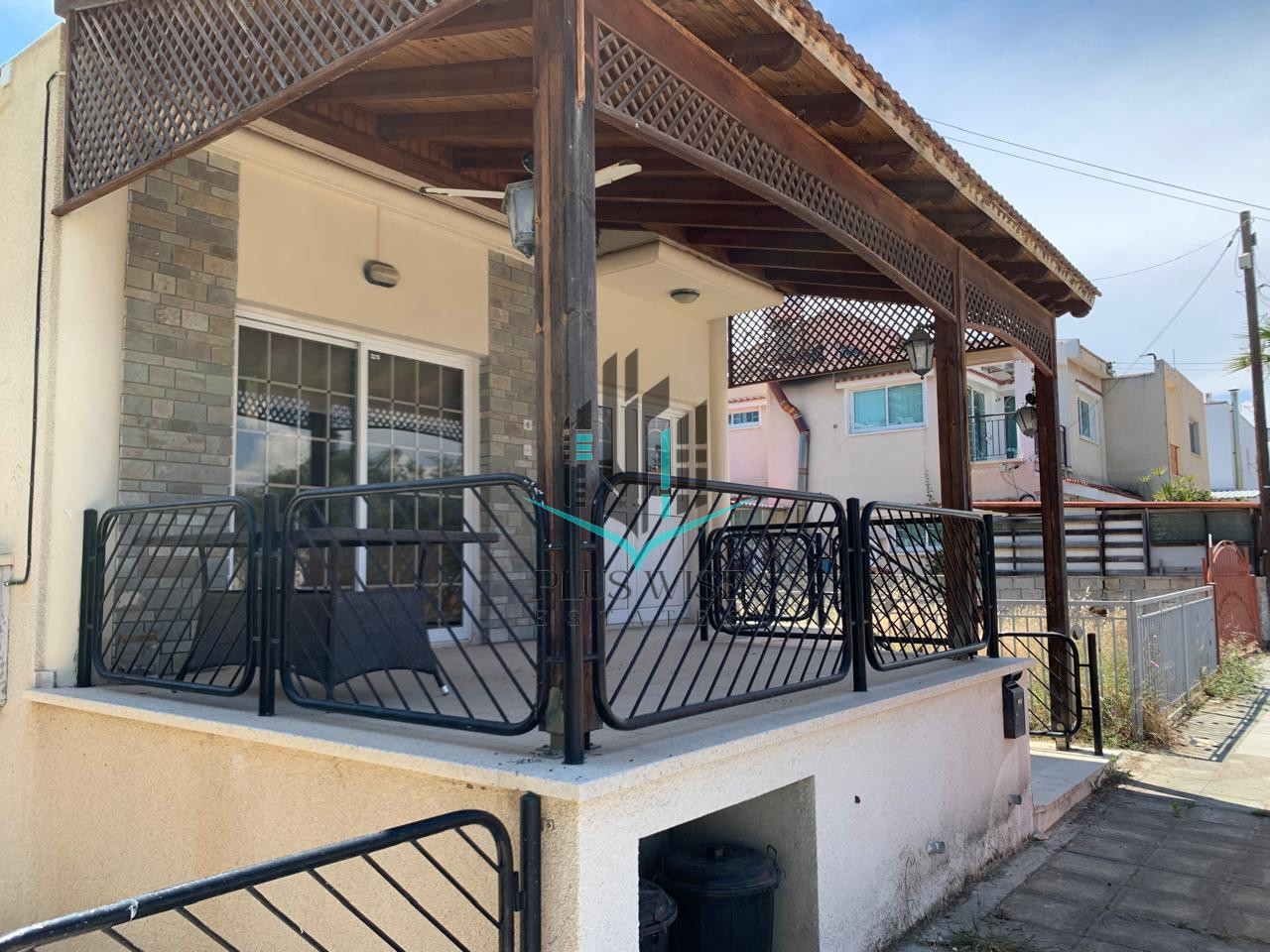 House in Meneou - view 1