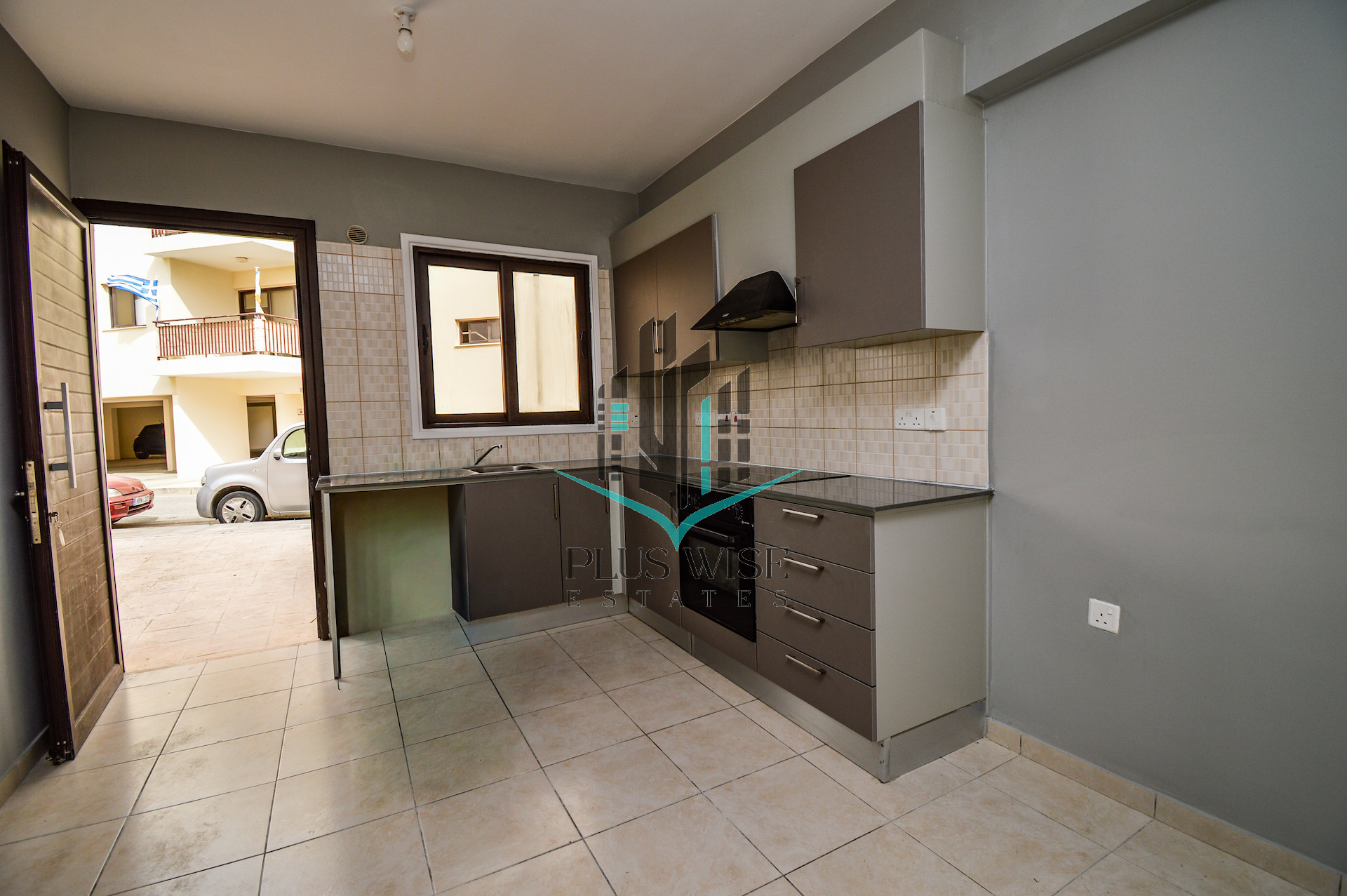 Apartment in Tersefanou - Image 3
