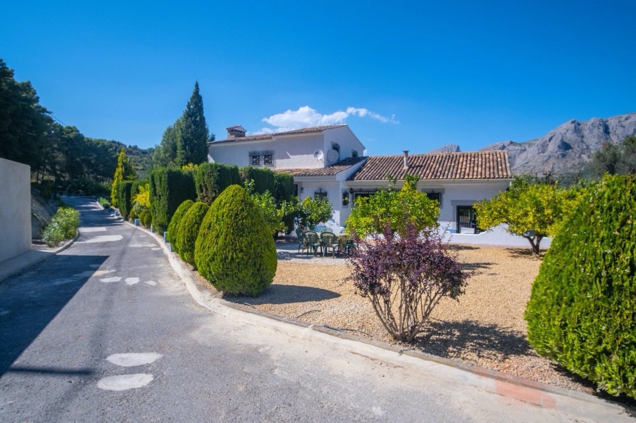 For Sale. Farm in Guadalest