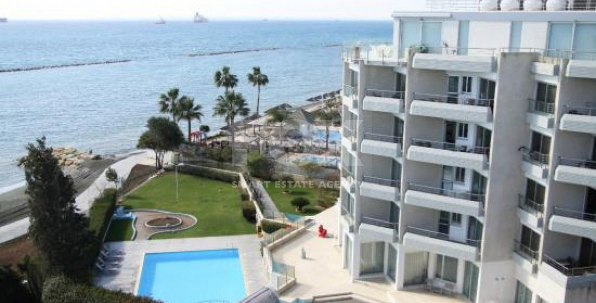 SEAFRONT: 2 Bedroom Apartment Front Line Sea View Apartment On The Sea Front