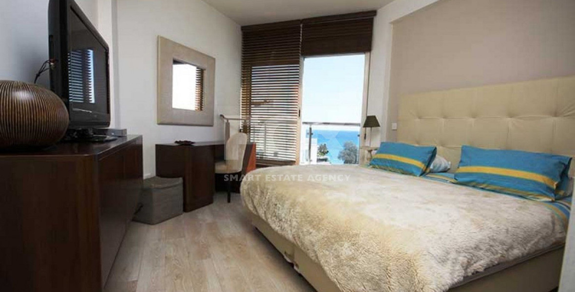 SEAFRONT: 2 Bedroom Apartment Front Line Sea View Apartment On The Sea Front
