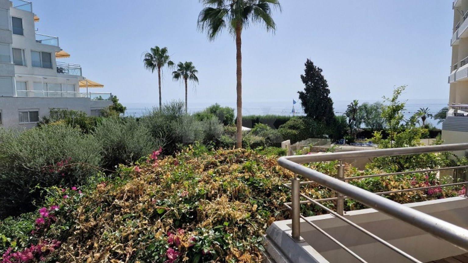 SEAFRONT: 2 Bedroom Apartment Front Line Sea View Apartment On The Sea Front