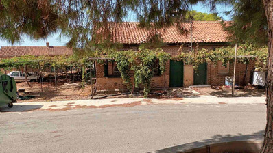 Four bedroom semi detached bungalow for Sale,  in Nea Dimmata , Paphos