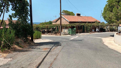 Four bedroom semi detached bungalow for Sale,  in Nea Dimmata , Paphos