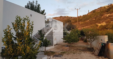 4 Bed House To Rent In Tsada Paphos Cyprus