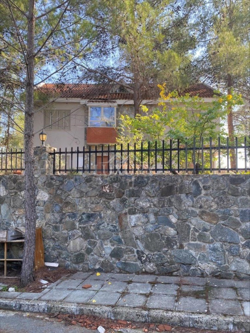 4 Bed House For Sale In Trimiklini Limassol