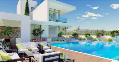 Spacious Detached House with Pool in Latchi