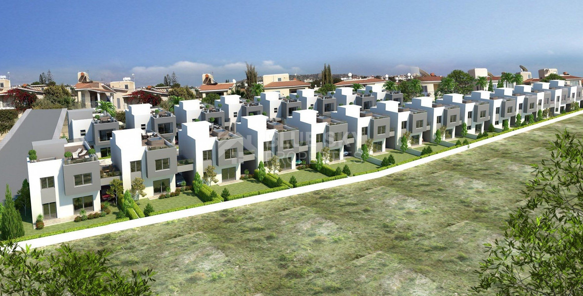 Three bedroom house for sale in Konia