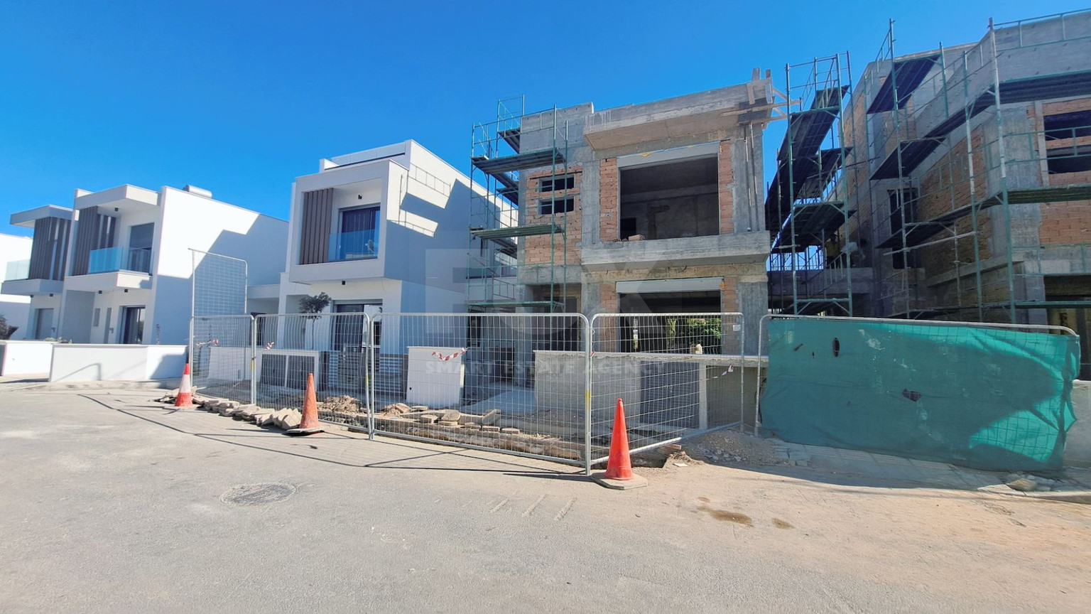 Three bedroom house for sale in Konia
