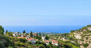 Three bedroom luxury villa For Sale In Kamares Paphos