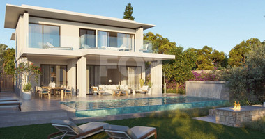 Spacious Four Bedroom Detached House with Pool For Sale in Tserkezoi