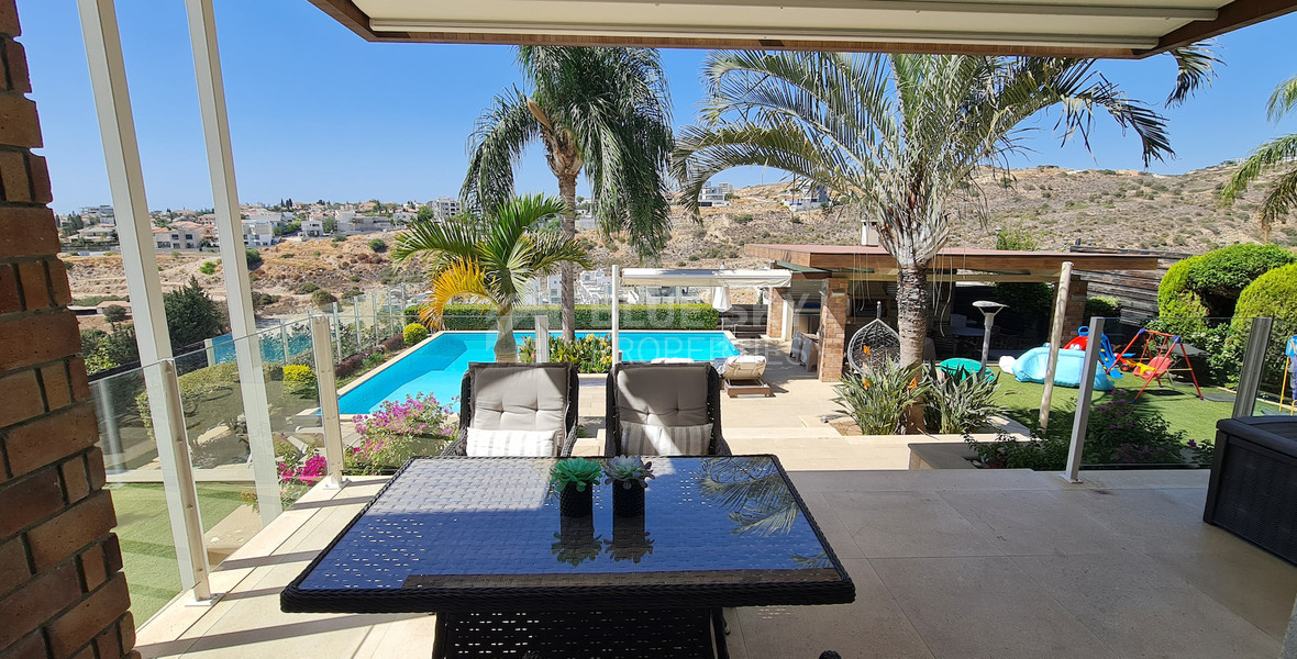 Five Bedroom Villa For Sale In Agios Athanasios Limassol