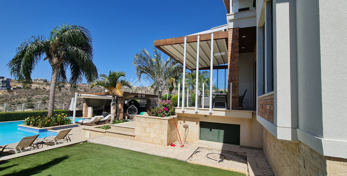 Five Bedroom Villa For Sale In Agios Athanasios Limassol