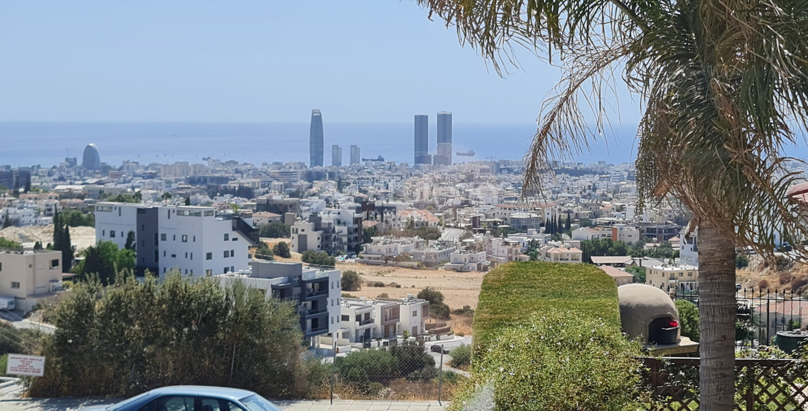 Five Bedroom Villa For Sale In Agios Athanasios Limassol