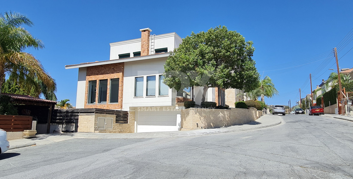 Five Bedroom Villa For Sale In Agios Athanasios Limassol