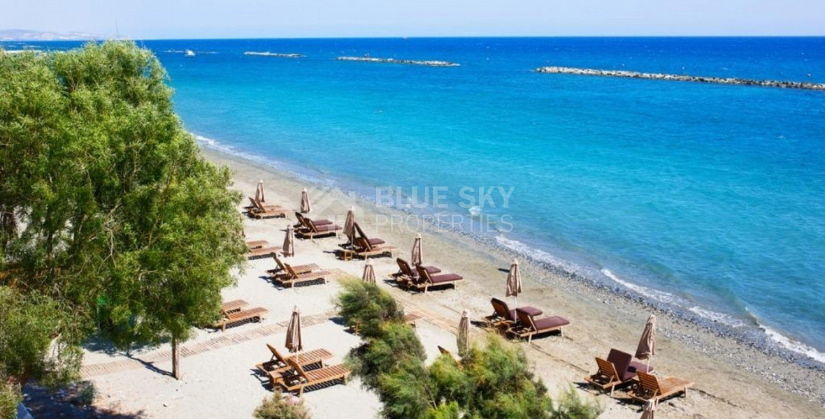 Amazing 5 Bed Penthouse with private swimming pool and private elevator access For Sale In Potamos Germasogeias