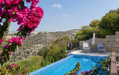 Two Bed House in Aphrodite Hills Paphos