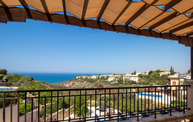 Luxury four Bedroom Villa with Infinity Pool & Panoramic Sea View