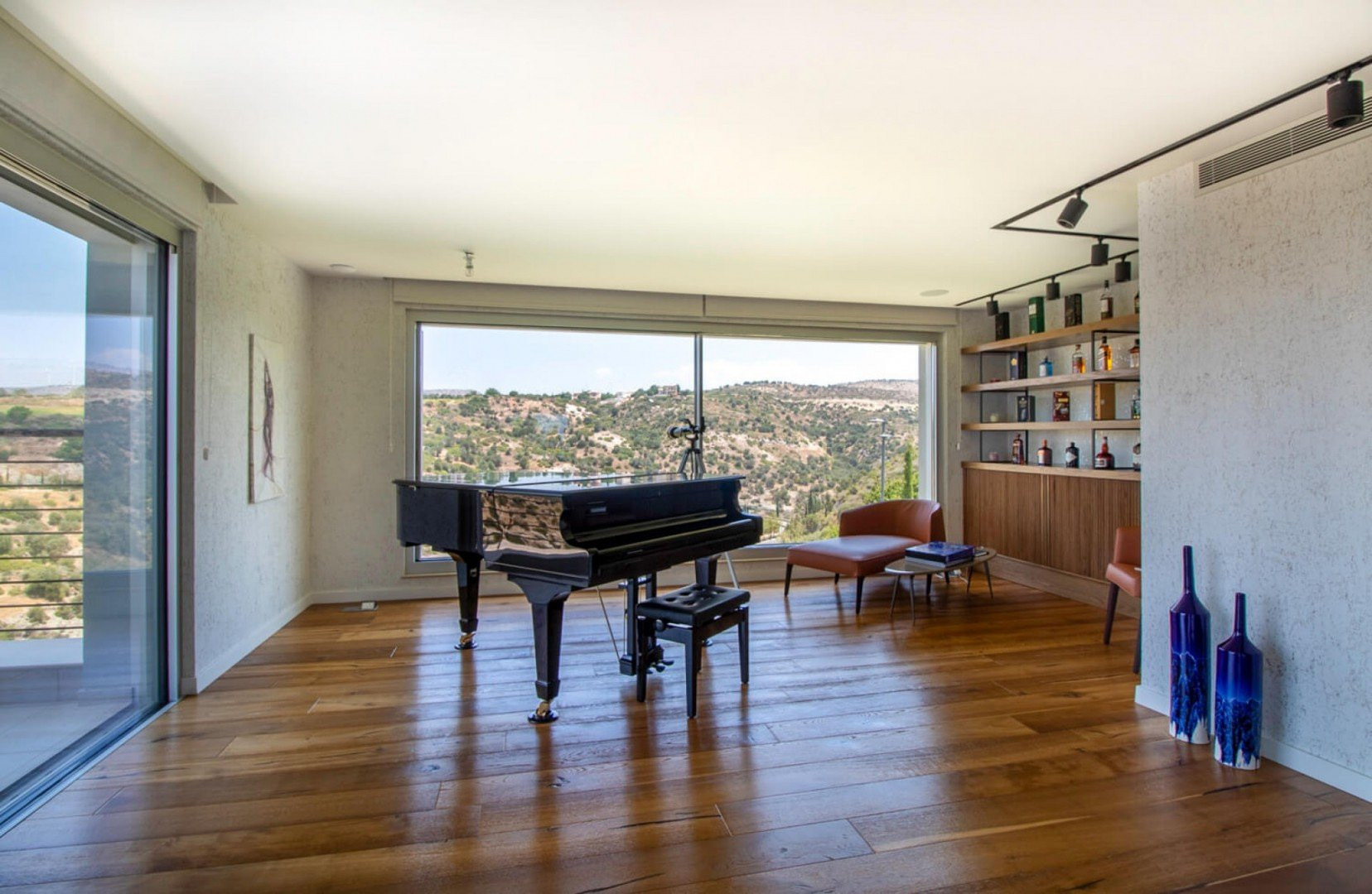 Mieszkanie 4 pokoi 450 m² Kouklia, Cypr