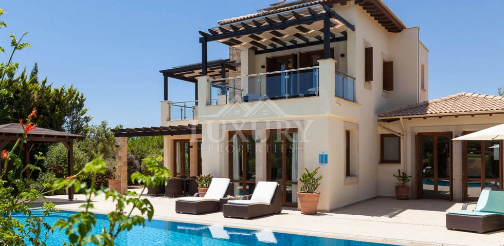 Fouy bed house in Aphrodite Hills, Paphos