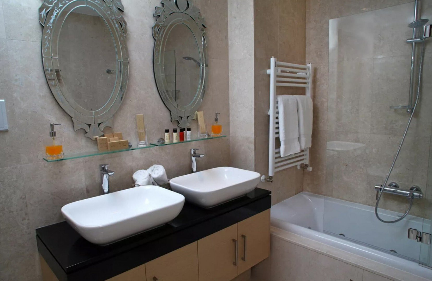 Wohnung 5 Schlafzimmer 320 m² Kouklia, Zypern