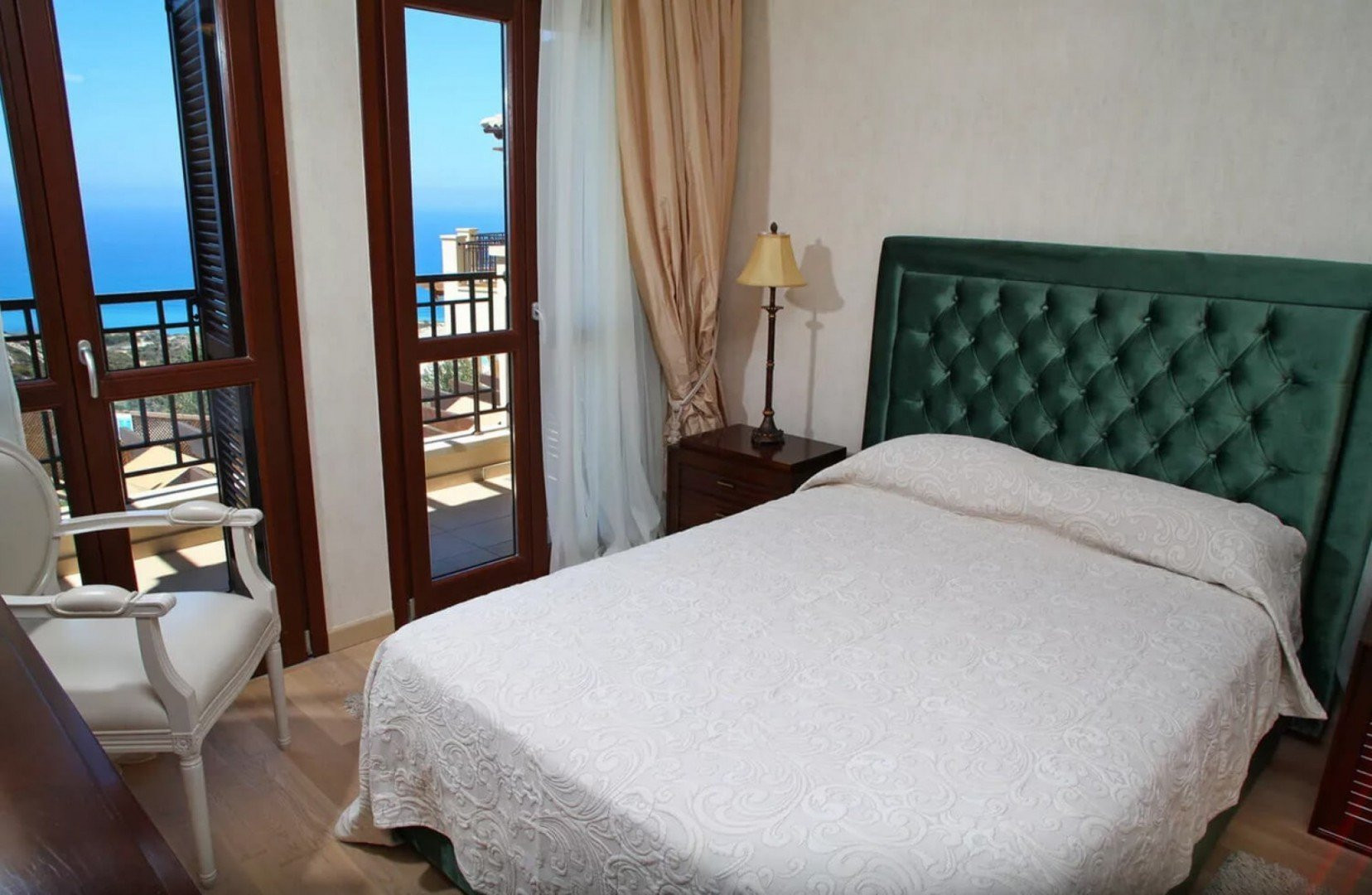 Wohnung 5 Schlafzimmer 320 m² Kouklia, Zypern