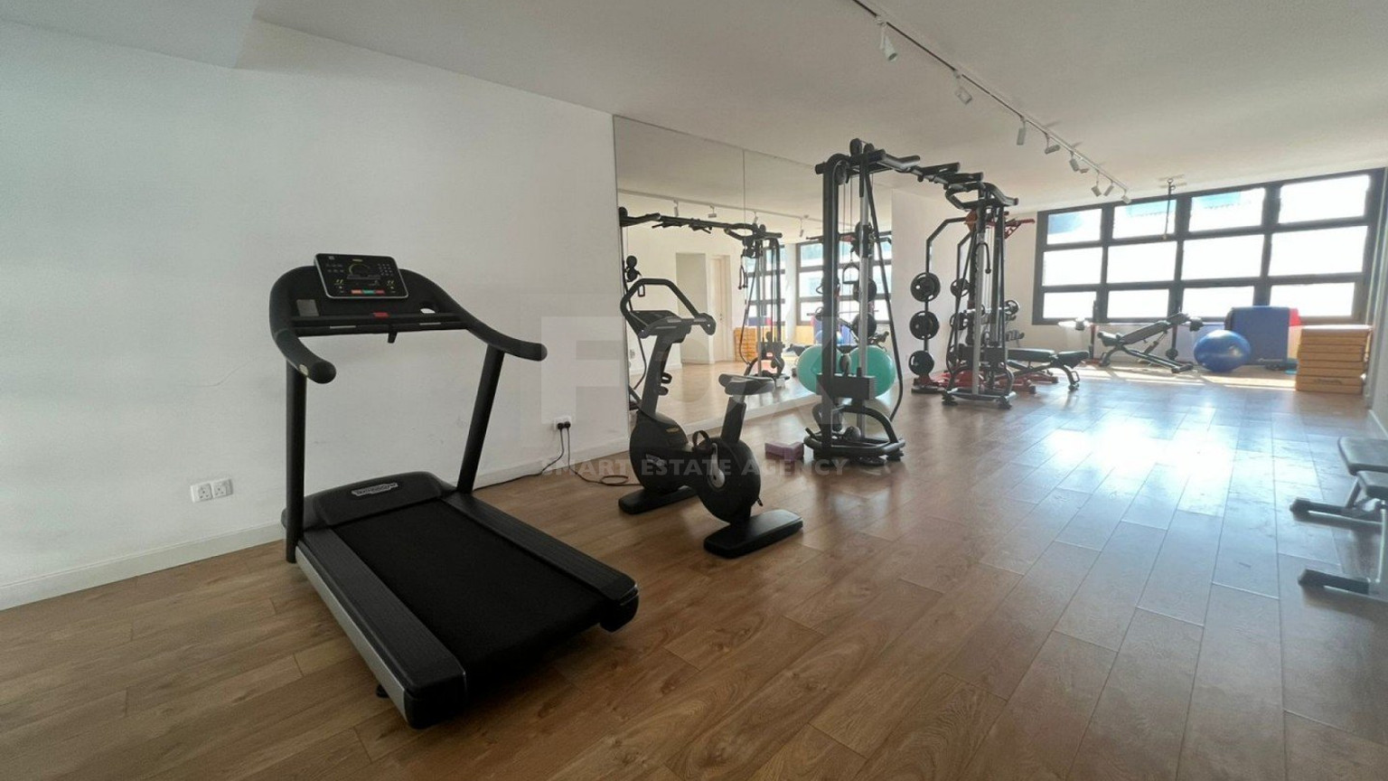 1 Bed Apartment To Rent In Agia Trias Limassol Cyprus