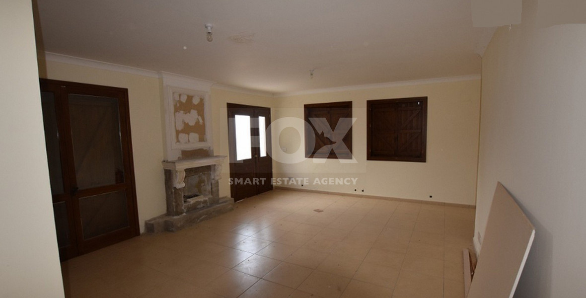 Bright three bedroom Detached Lysos Home with Pool for Sale