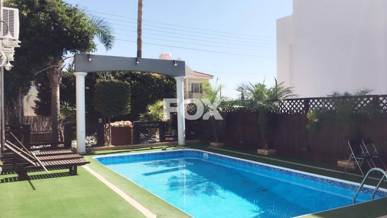 Detached house for sale 280 m² in Agios Athanasios - Tourist Area, Limassol, Cyprus