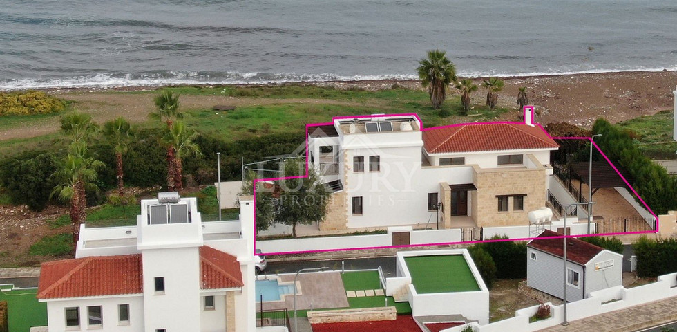 Beachfront 3 Bed House In Latchi (Neo Chorio area) Paphos - Cyprus