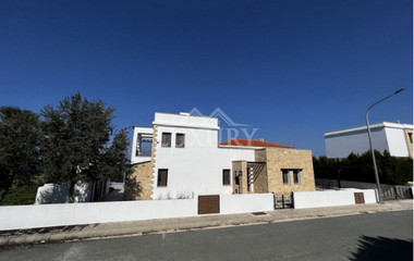 Beachfront 3 Bed House In Latchi (Neo Chorio area) Paphos - Cyprus