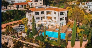 8 Bed House To Rent In Tala Paphos Cyprus