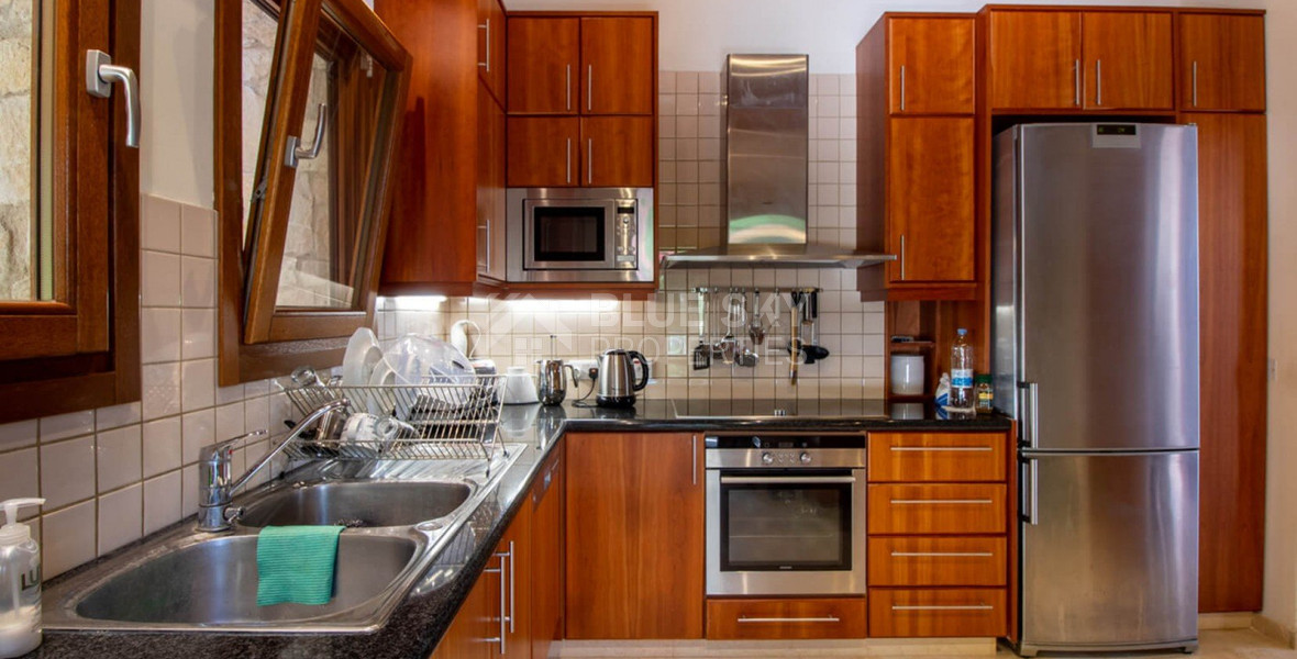 Luxury Sea-View three bedroom Villa for Sale in Aphrodite Hills – Large Plot, Private Pool & Elegant Design