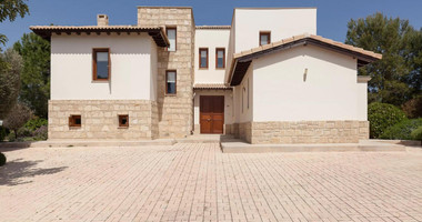 Five bedroom House For Sale In Aphrodite Hills Paphos